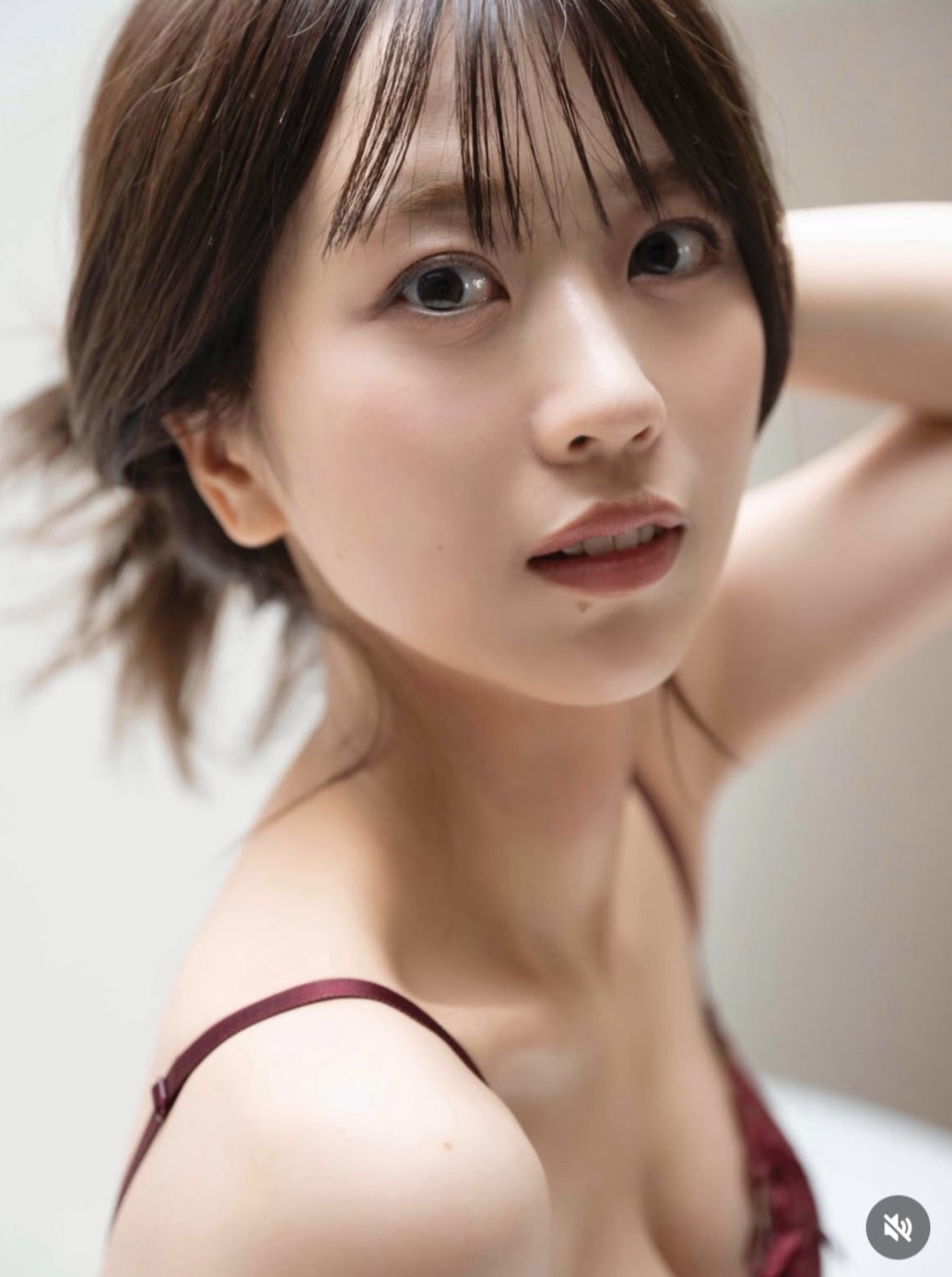 篠崎彩奈のインスタグラムから