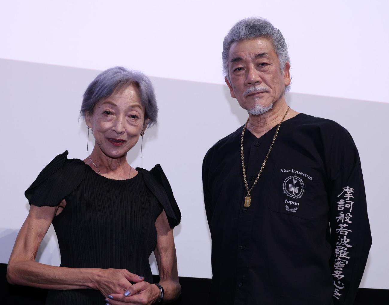 映画「トラック野郎・銀幕を駆ける一番星」の舞台あいさつを行った中島ゆたかさん（左）と宇崎竜童（2025年7月撮影）