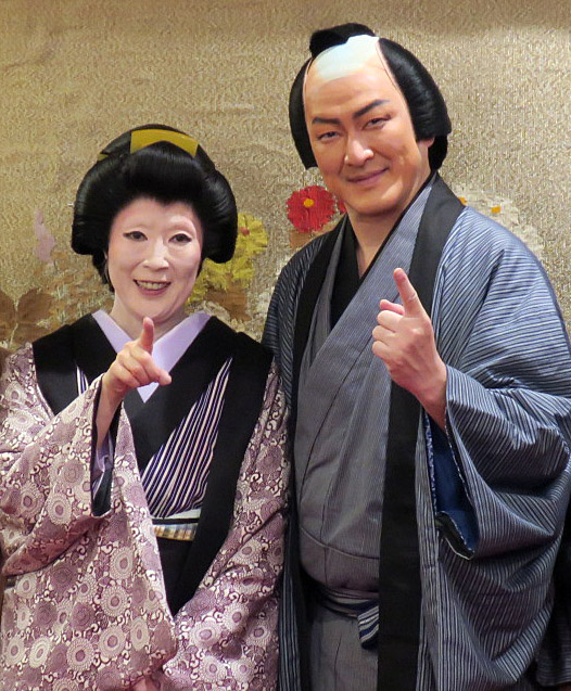 歌舞伎座十二月大歌舞伎「芝浜革財布」取材会で。左から、寺島しのぶ、中村獅童