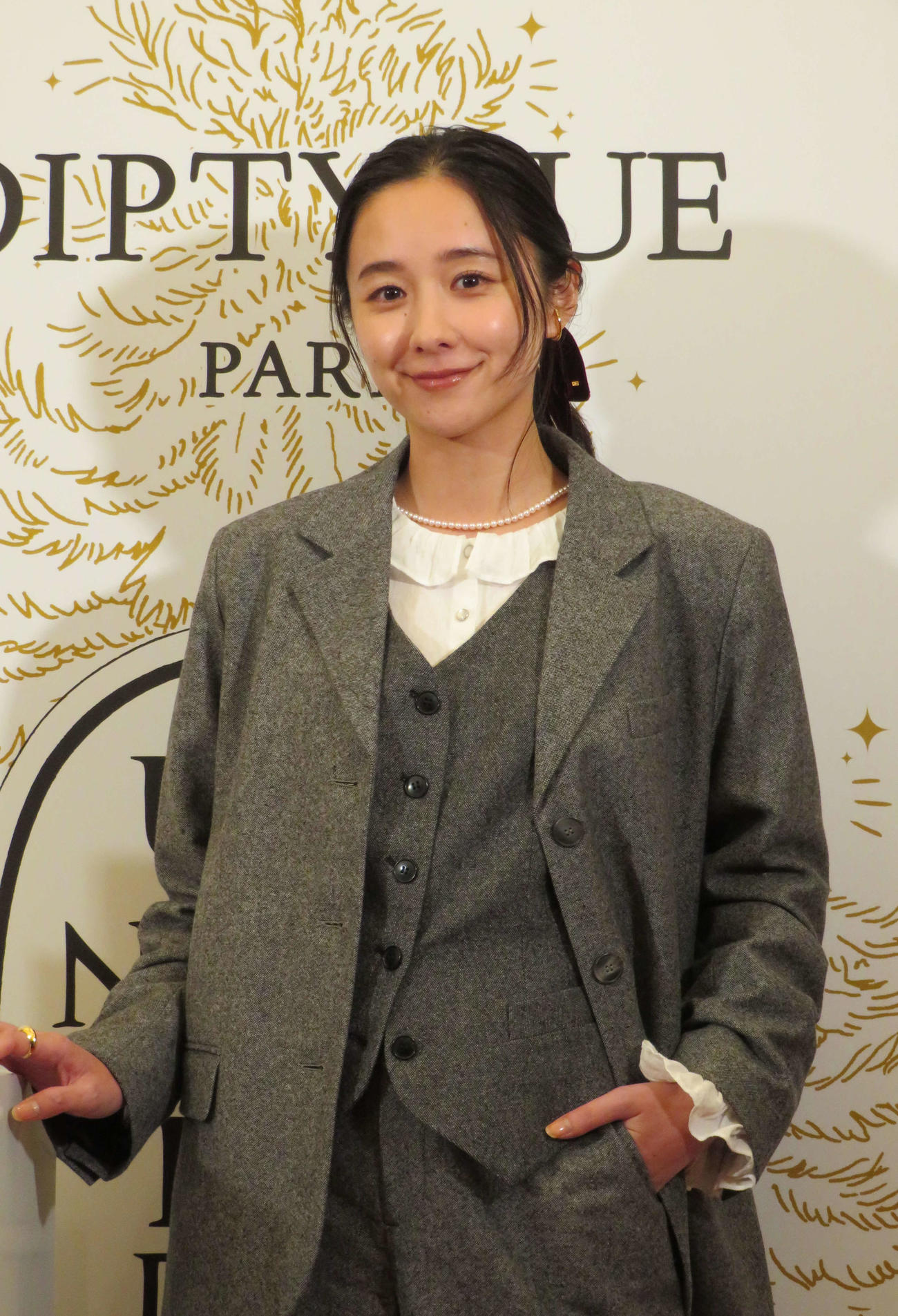 「ディプティックホリデーポップアップ」オープニングイベントに参加した堀田真由