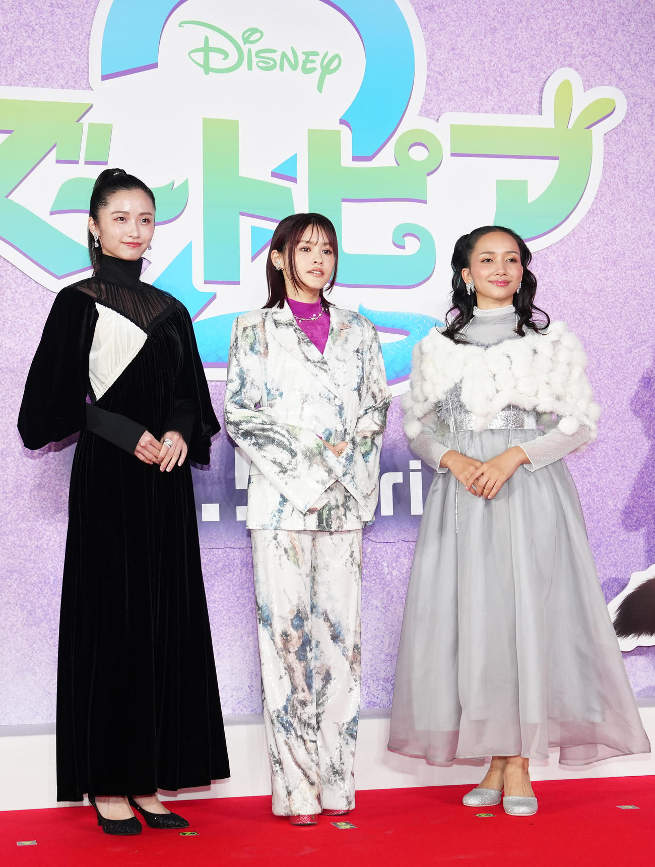 映画「ズートピア2」前夜祭イベントに臨む、左から木下晴香、昆夏美、豊原江理佳（撮影・江口和貴）