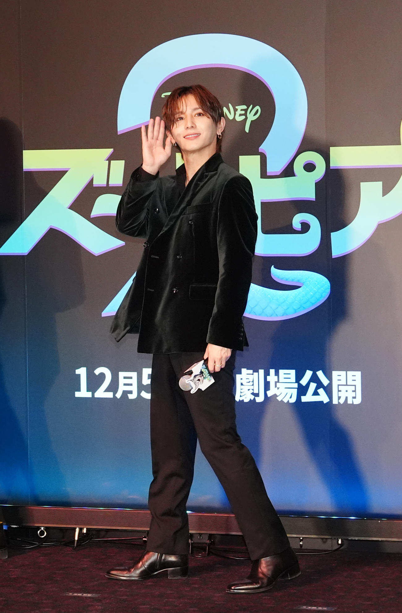 映画「ズートピア2」前夜祭舞台あいさつを終え、引き揚げる山田涼介（撮影・江口和貴）