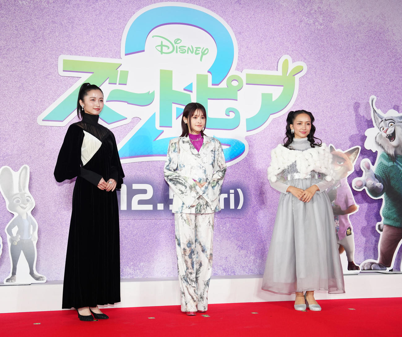 映画「ズートピア2」前夜祭イベントに臨む、左から木下晴香、昆夏美、豊原江理佳（撮影・江口和貴）