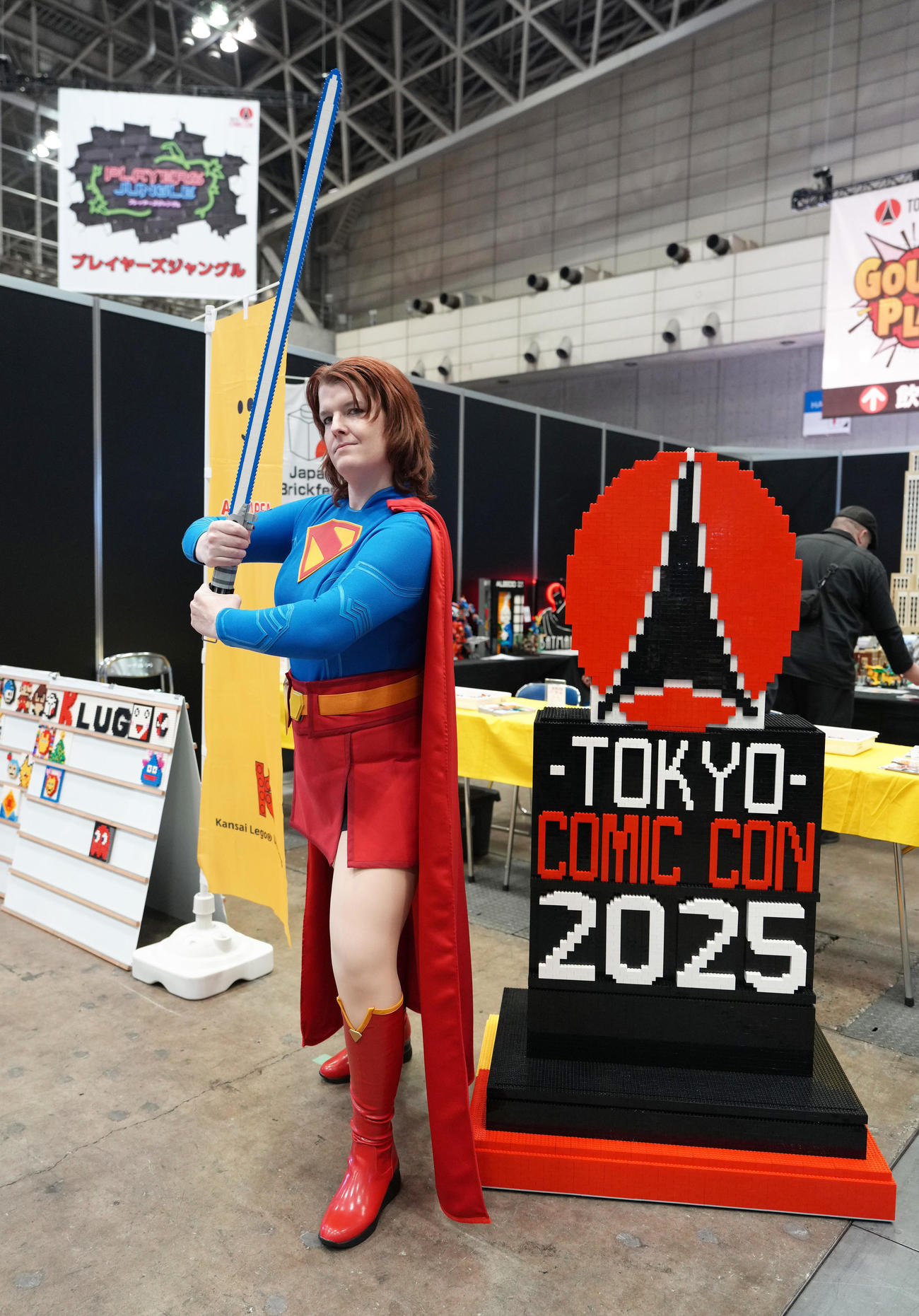 「東京コミコン2025」を楽しむ来場者（撮影・足立雅史）