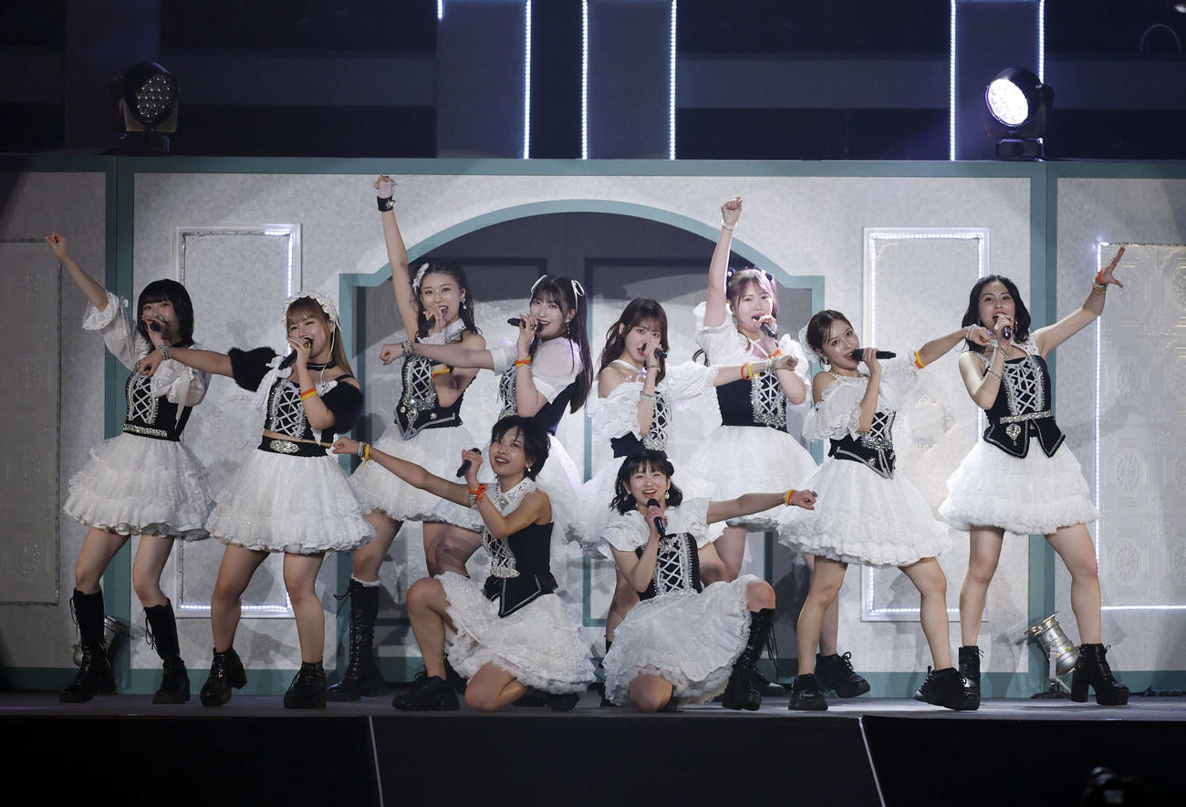 モーニング娘。’25　コンサートツアー秋　～Movin’Forward with Hope～　羽賀朱音・横山玲奈　卒業スペシャルでパフォーマンスを行うモーニング娘。’25（撮影・山本朝陽）