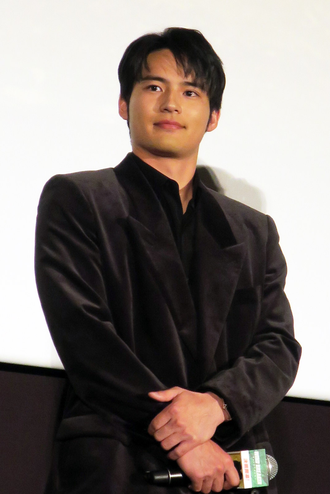 主演映画「WIND BREAKER／ウィンドブレイカー」公開記念舞台あいさつを行った水上恒司
