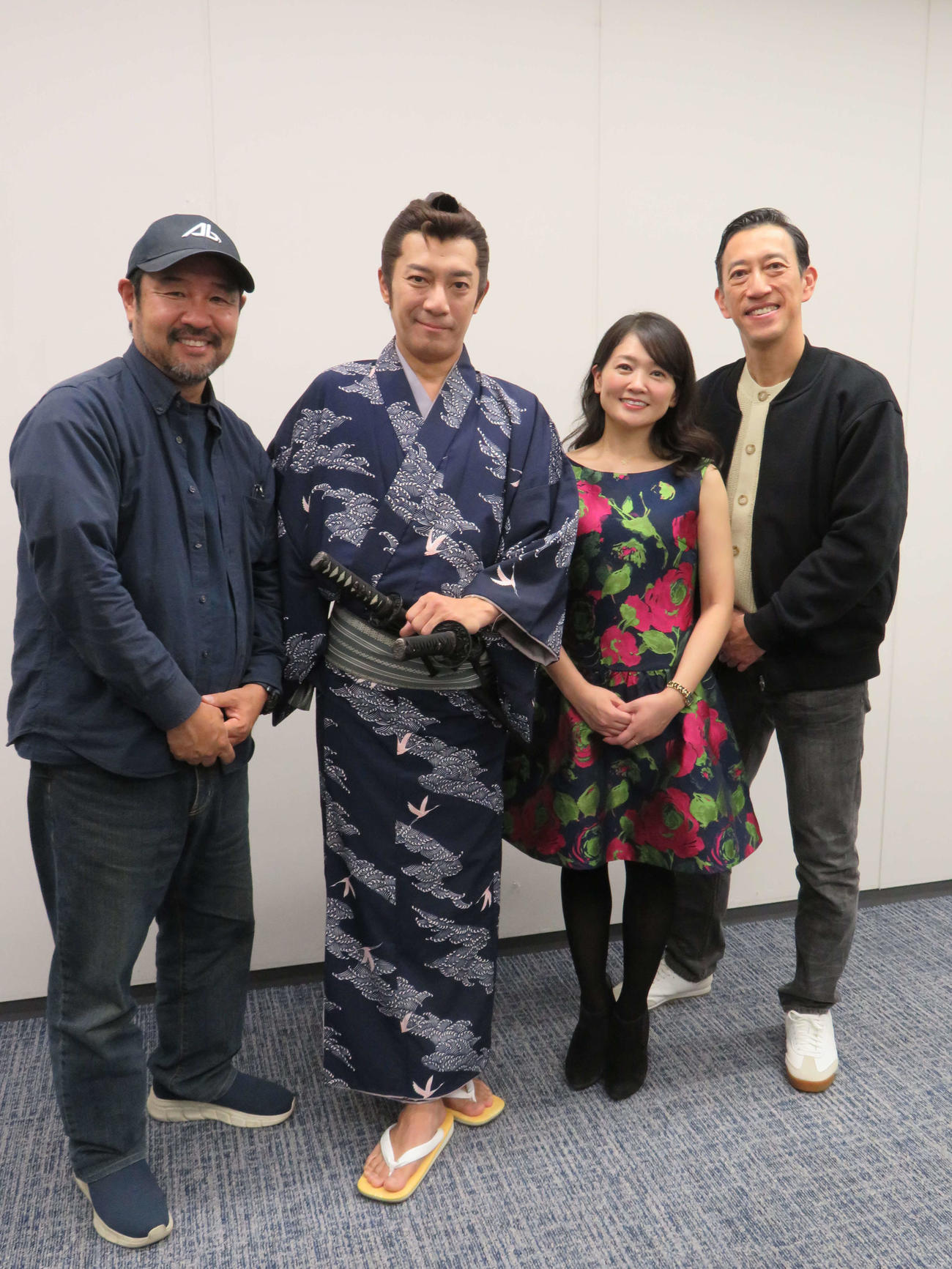 「侍タイムスリッパー」のスピンオフドラマ「心配無用ノ介天下御免」の制作を発表した、左から安田淳一監督、田村ツトム、沙倉ゆうの、安藤彰則（撮影・村上幸将）