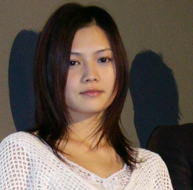 YUI（2006年撮影）