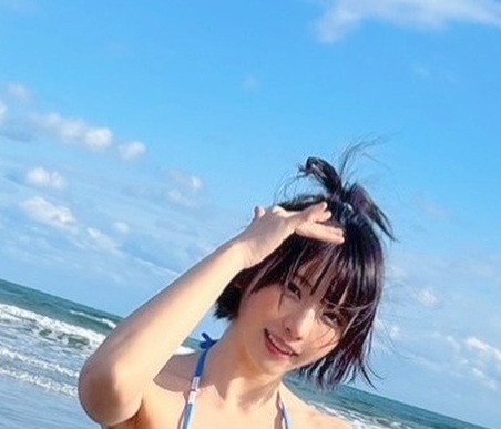えなこのインスタグラムから