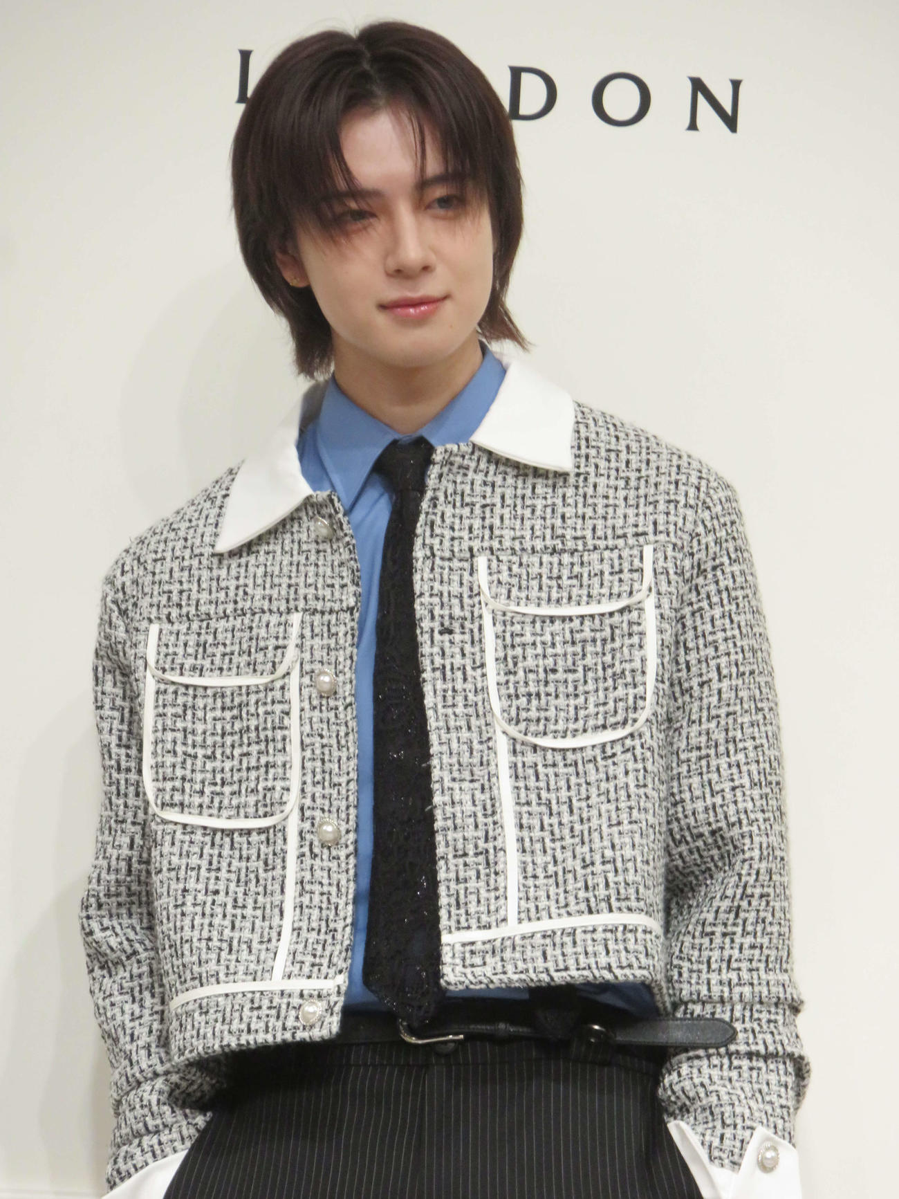 「ジョー　マローン　ロンドン」の「“Fun and Games”　Pop－Up Event」フォトコールに出席したINI佐野雄大