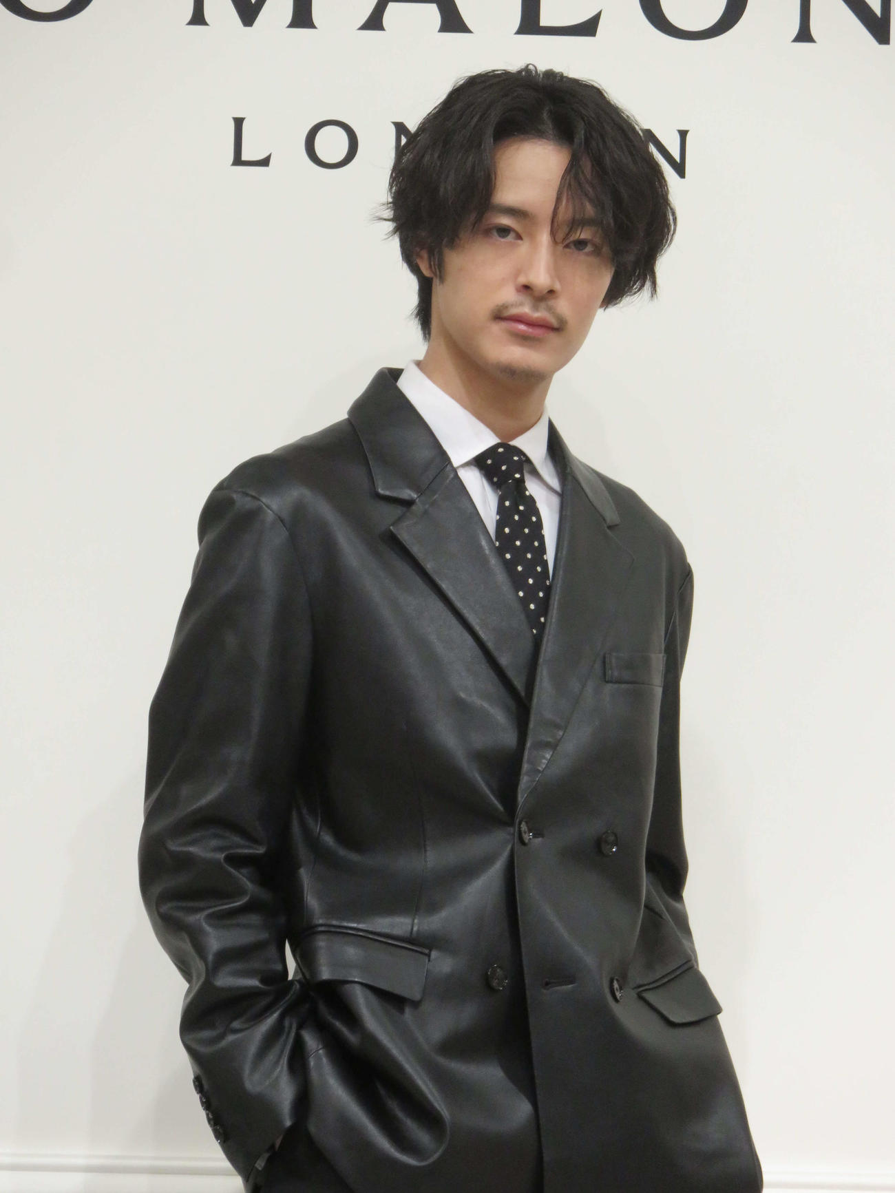「ジョー　マローン　ロンドン」の「“Fun and Games”　Pop－Up Event」フォトコールに出席した塩野瑛久