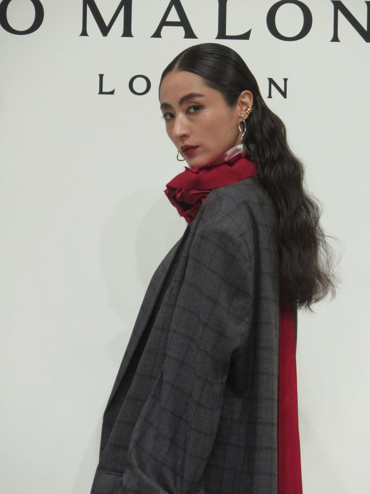 「ジョー　マローン　ロンドン」の「“Fun and Games”　Pop－Up Event」フォトコールに出席したシシド・カフカ