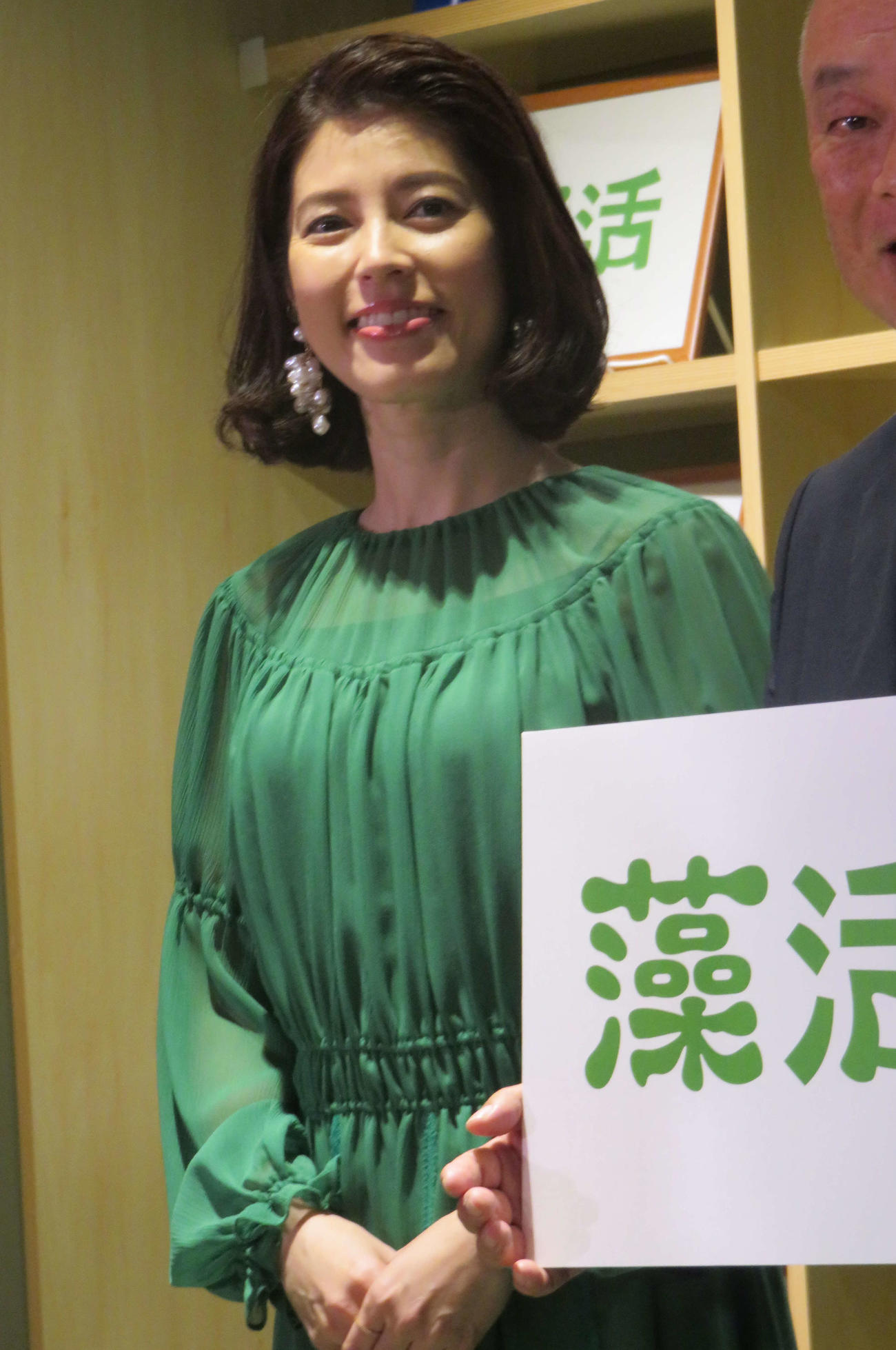 「藻活〓（○の中にR）プロジェクト」発表会の司会を務めた神田愛花