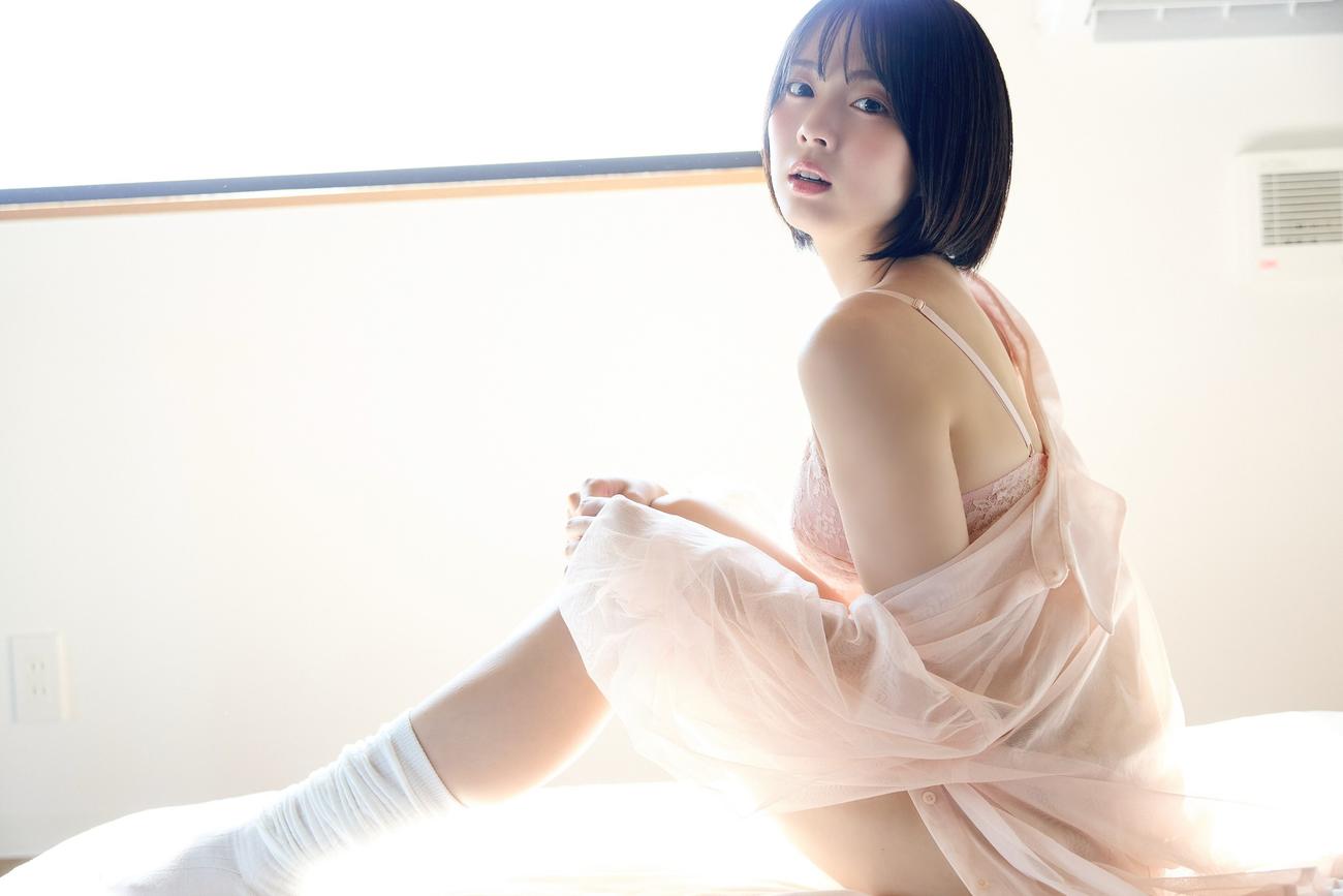 「週刊プレイボーイ」のグラビアに登場している＃ババババンビ神南りな(c)Takeo Dec.／集英社