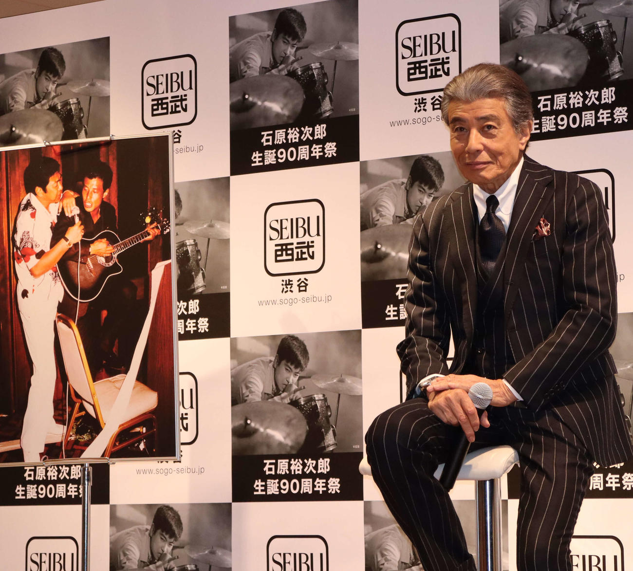 「石原裕次郎生誕90年祭」オープニングセレモニーに出席した舘ひろし