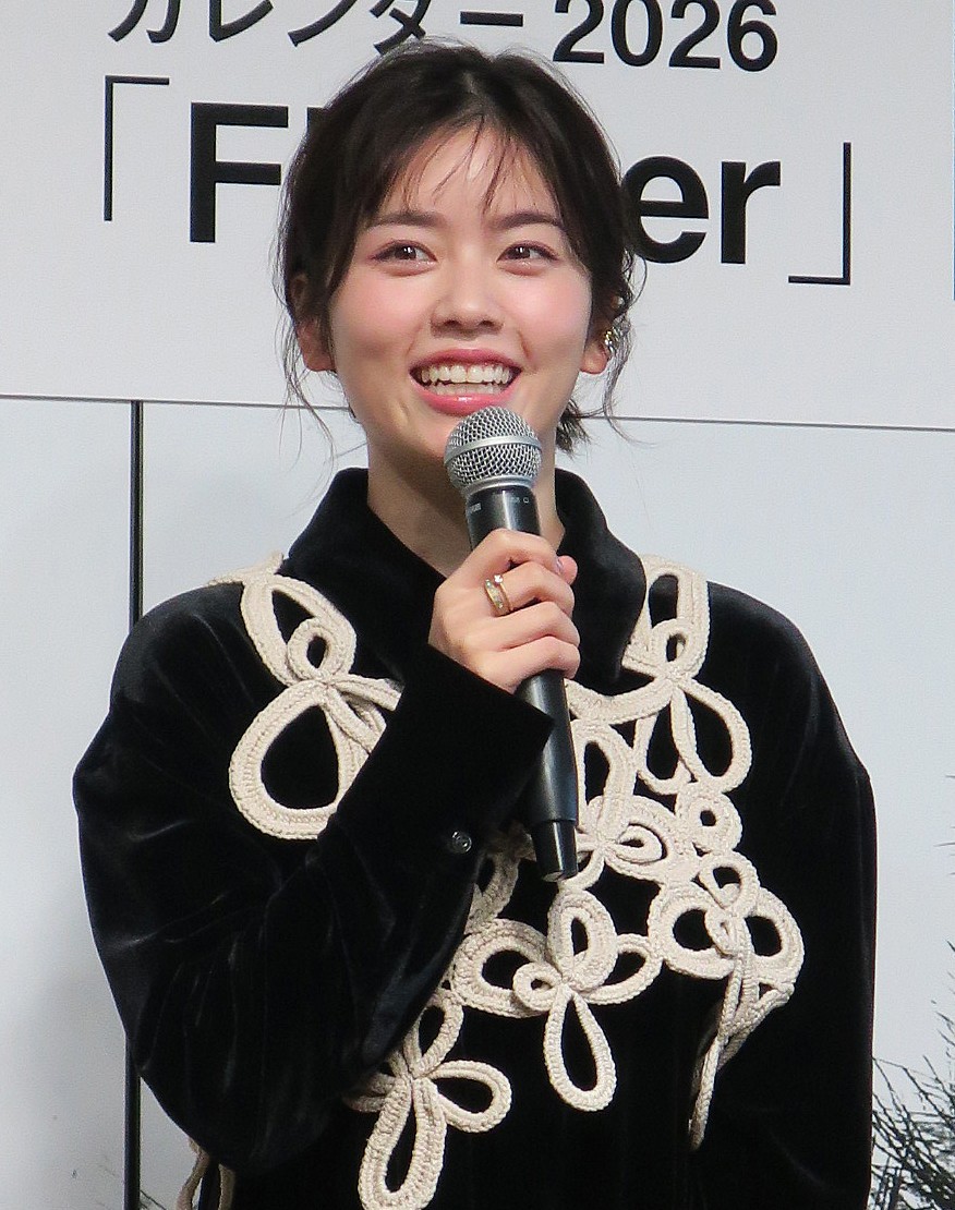 小芝風花カレンダー2026「Flower」記者発表会に登場した小芝風花
