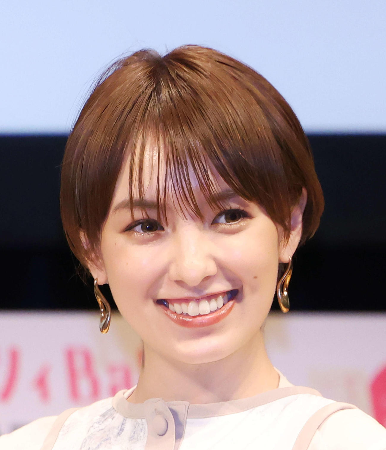 南明奈（2022年撮影）