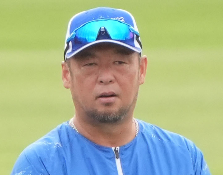 中日松中信彦打撃・統括コーチ（25年10月18日撮影）