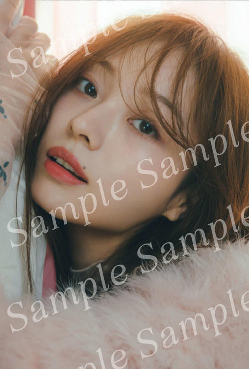 乃木坂46梅澤美波、セカンド写真集の特典合計21種を一挙公開「私の
