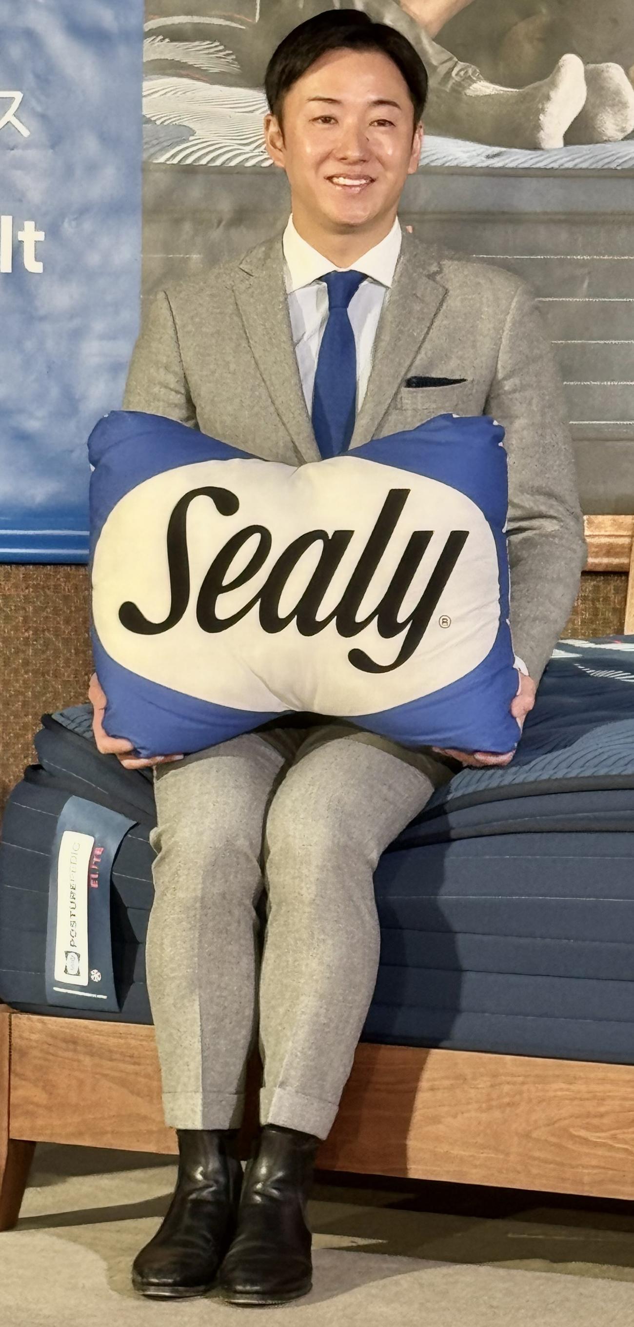 「Sealy」の新商品発表会に出席した斎藤佑樹氏