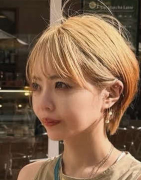 秋山衣梨佳さんのインスタグラムから