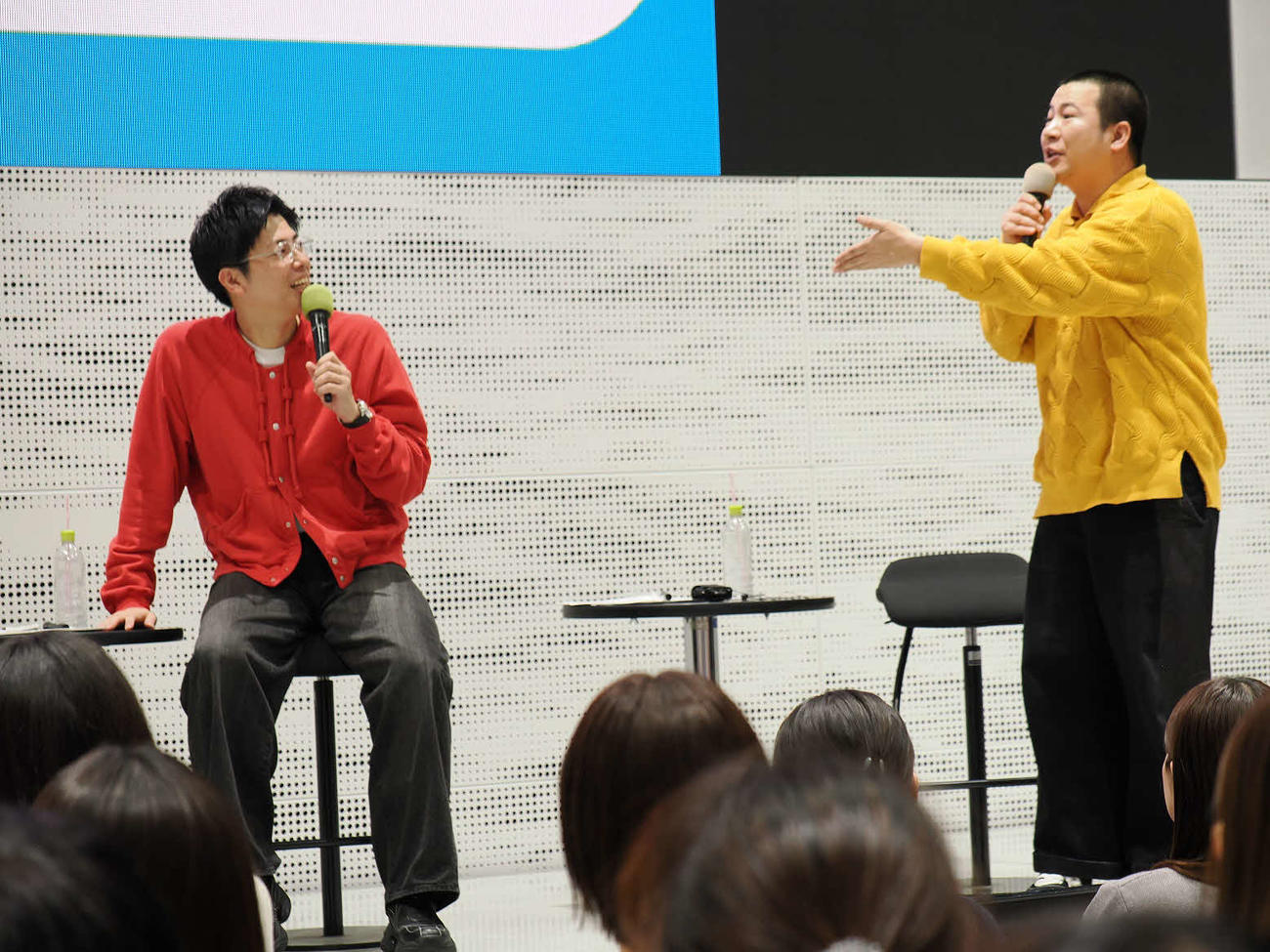 コットンの西村真二（左）ときょん
