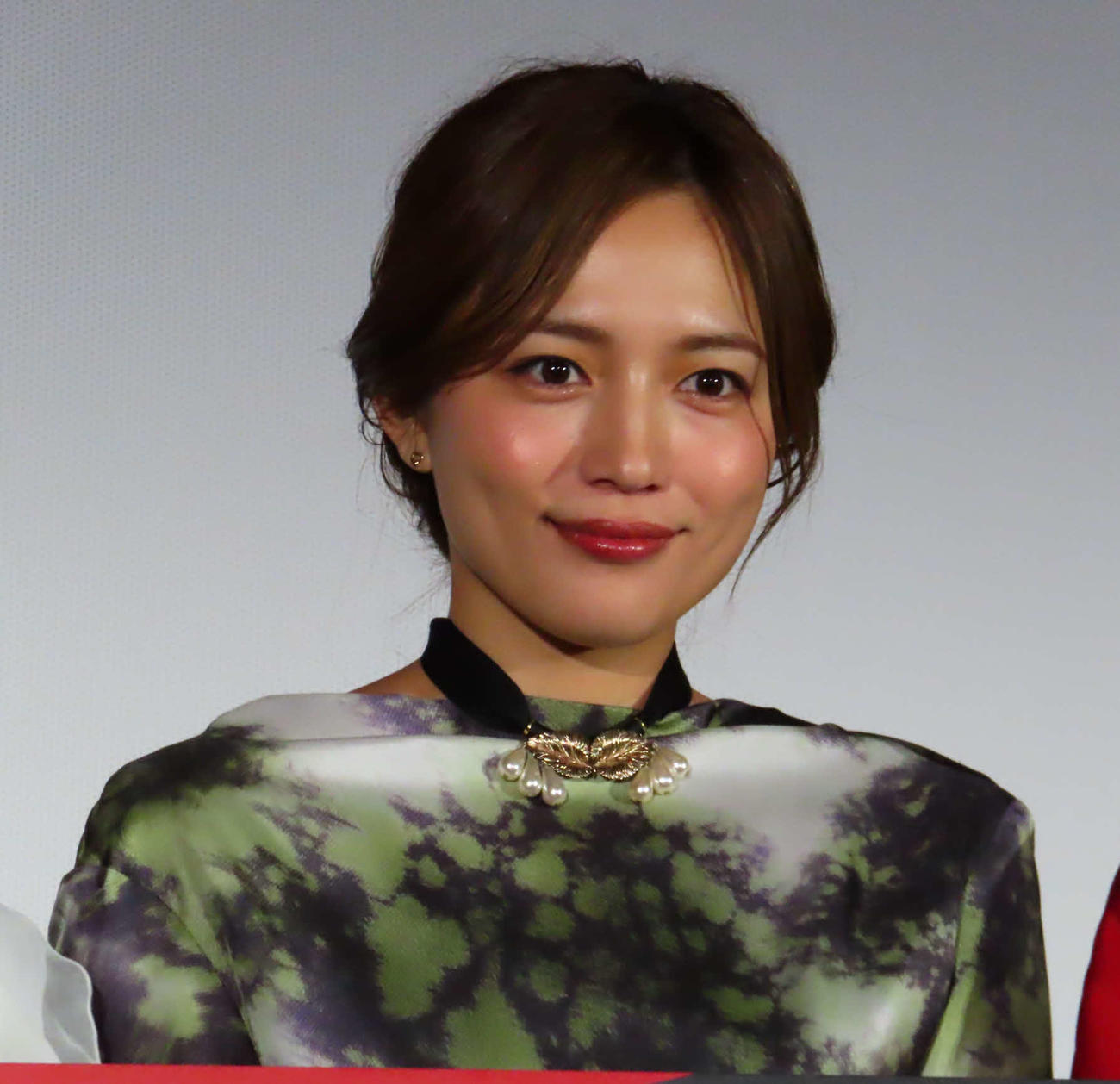 ABEMAオリジナルドラマ「スキャンダルイブ」大ヒット御礼トークショーに出席した川口春奈