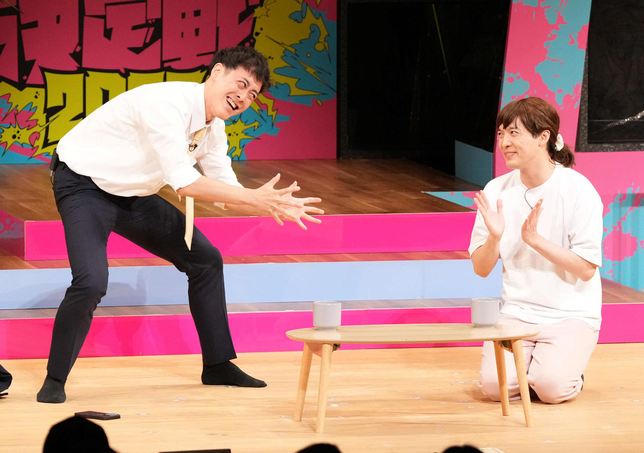 ラパルフェの都留拓也（左）と尾身智志（2025年6月撮影）