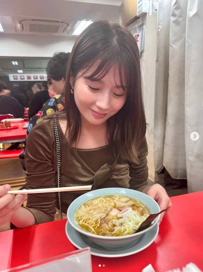 田中萌アナのインスタグラムから