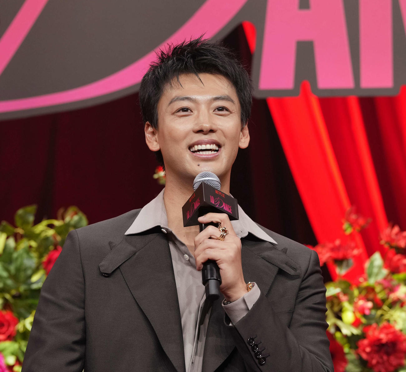 Netflix映画「10DANCE」配信記念イベントに登壇し笑顔で語る竹内涼真（撮影・小島史椰）