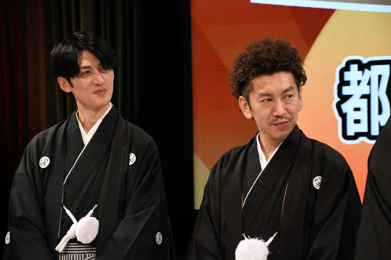 「お笑いブーム」に出演した、ツートライブたかのり（左）と周平魂（撮影・阪口孝志）