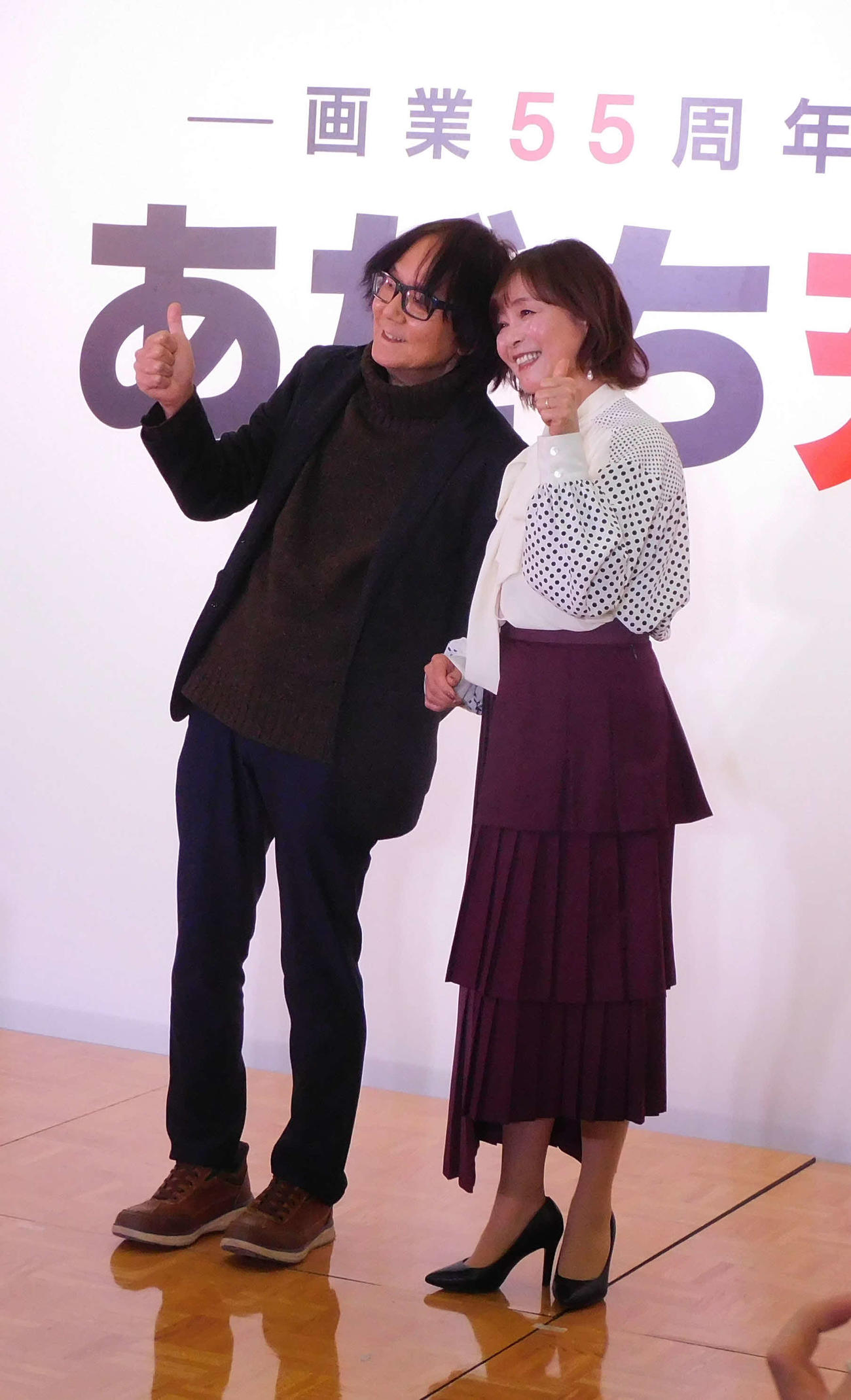対談を行ったあだち充氏（左）と日高のり子（右）（撮影・寺本吏輝）