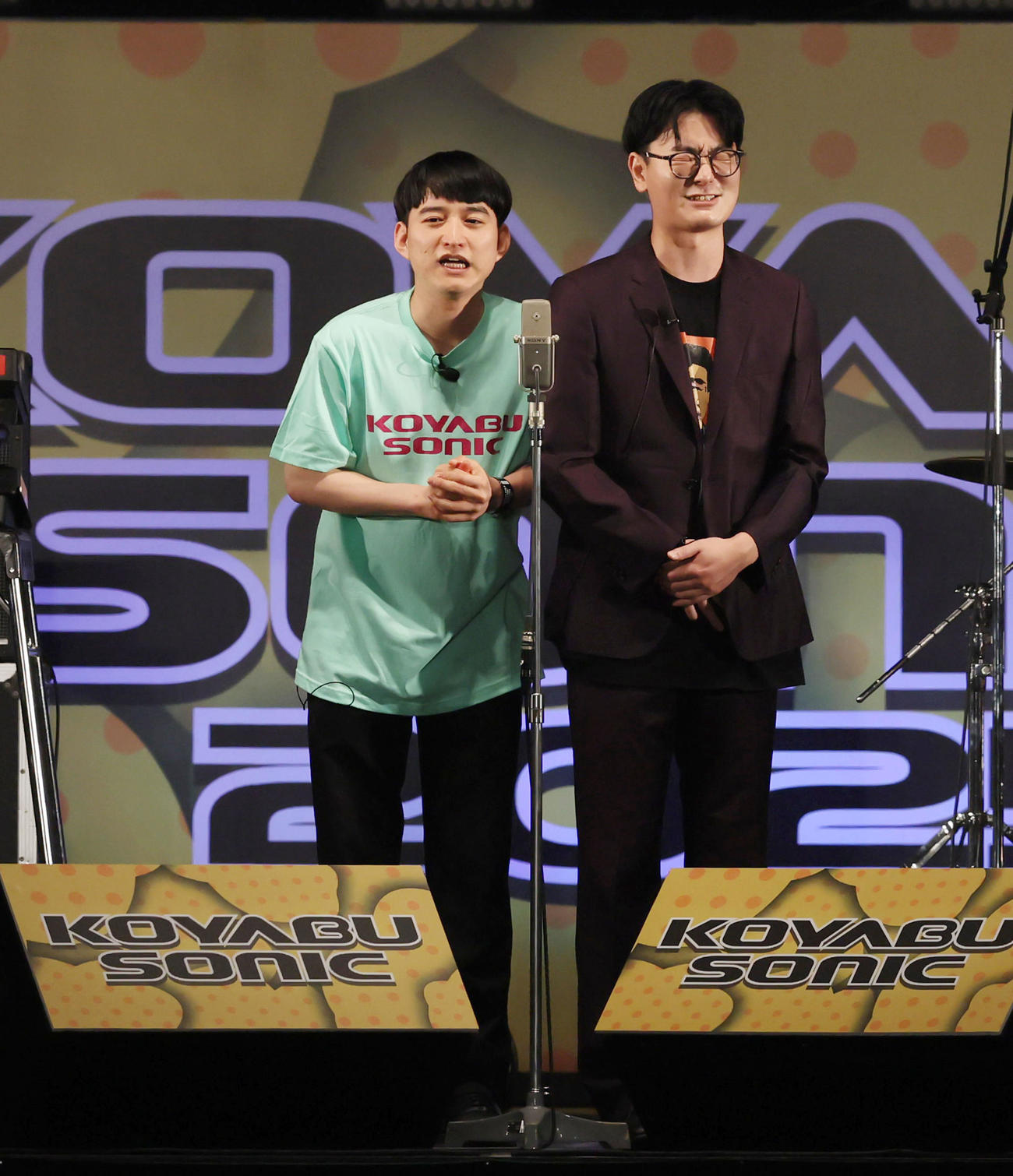 めぞんの吉野おいなり君（左）と原一刻（2025年9月撮影）