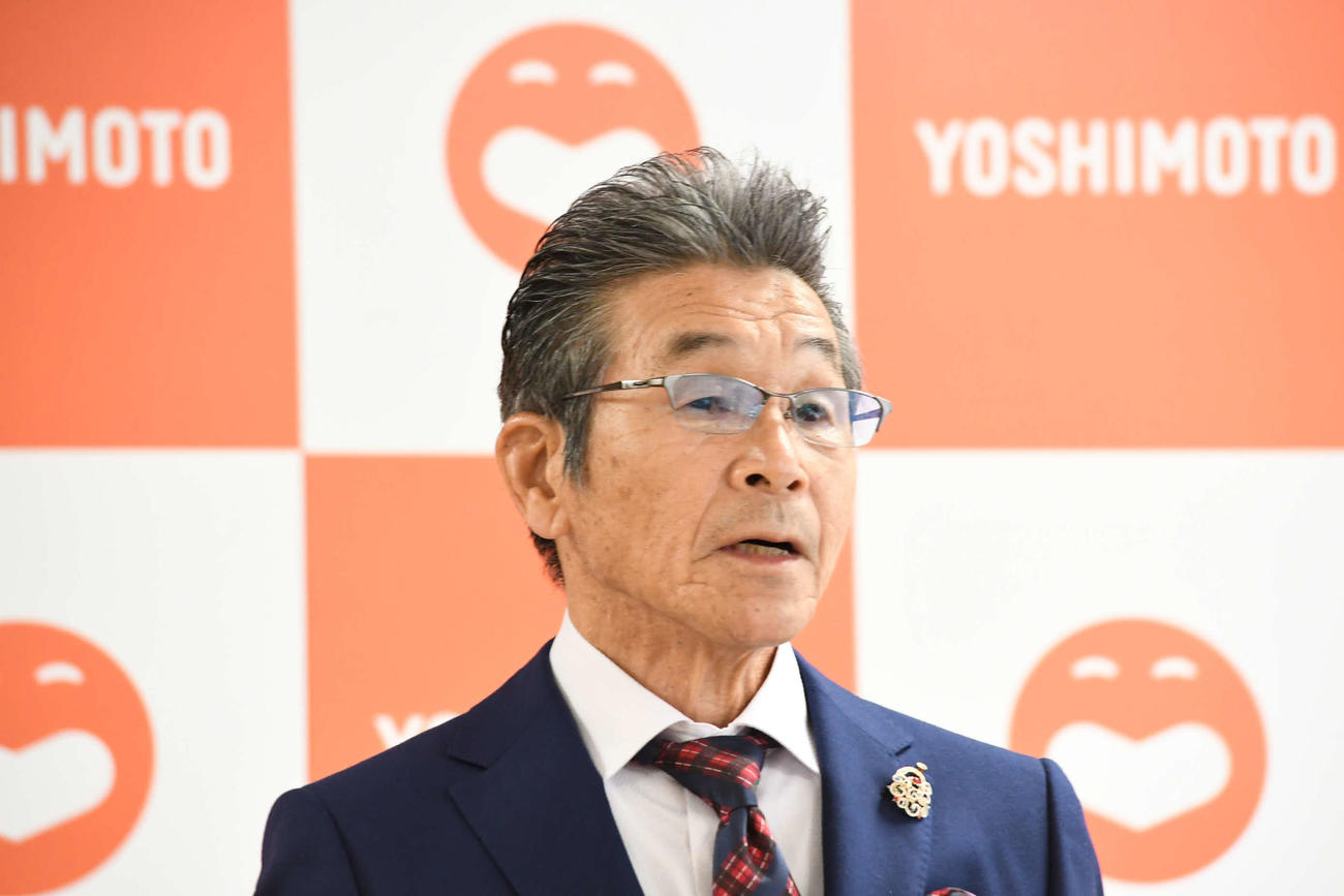 吉本新喜劇の間寛平GM（撮影・阪口孝志）