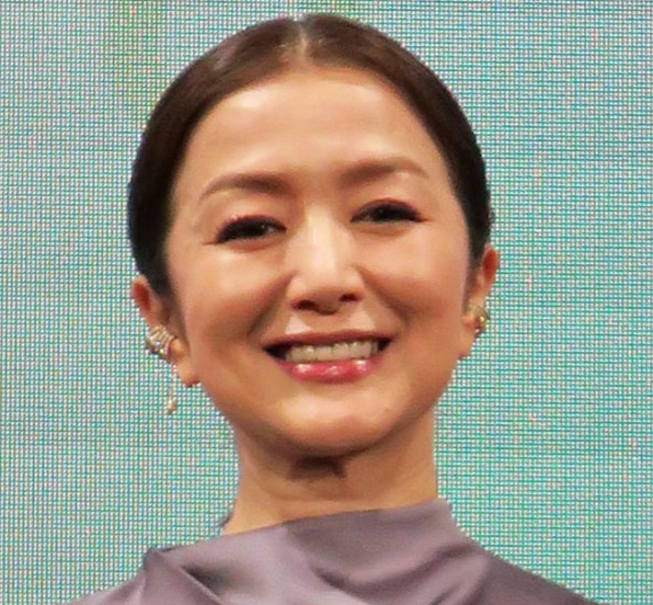 鈴木京香（2025年12月）