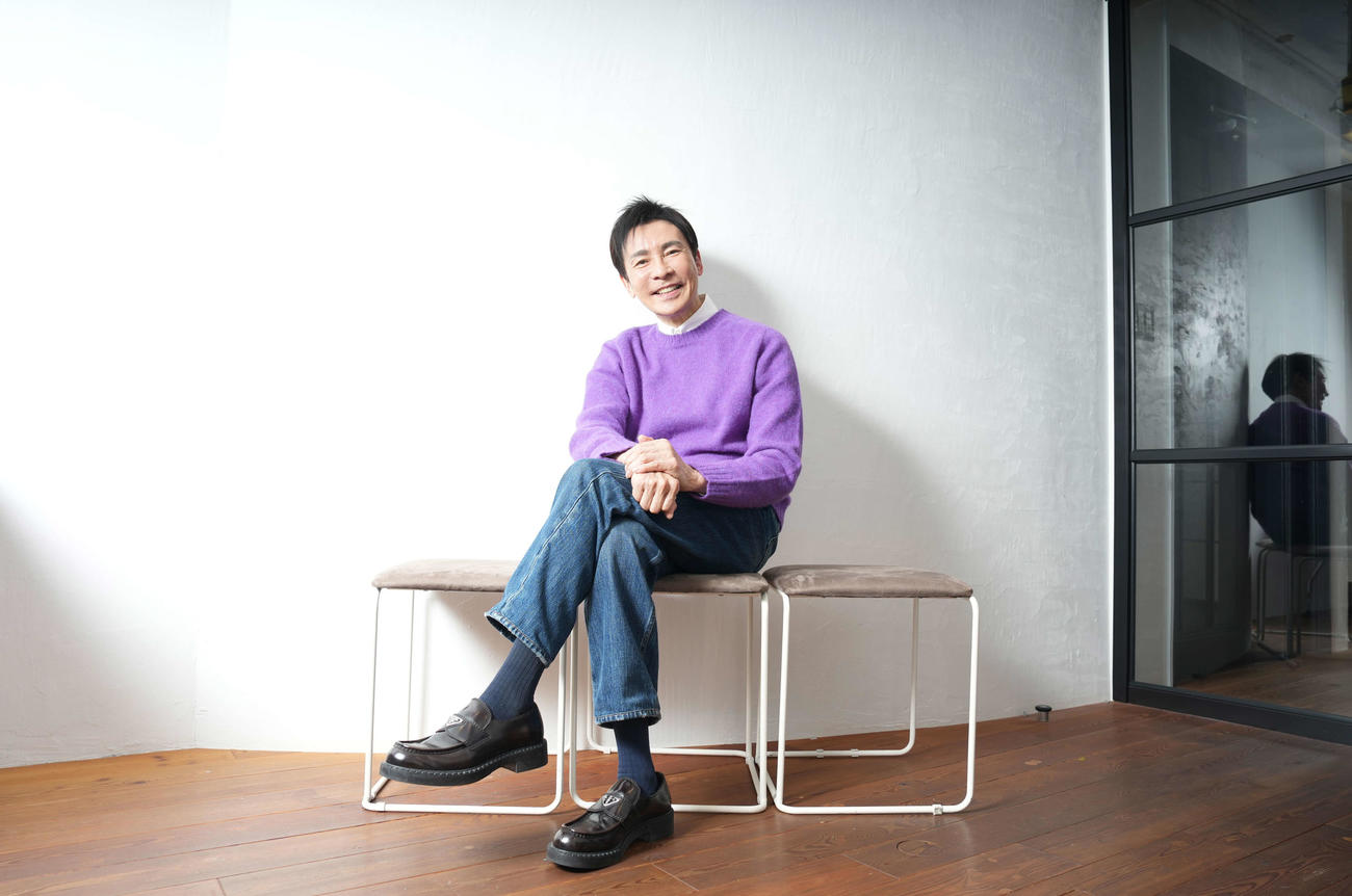 今年で「美魔女」という言葉があるならば、まさに「美魔男」紅白出場38回。70歳にしてこの格好良さと変わらぬ体型。郷ひろみが郷ひろみであるが故に出来ること。大晦日に魅せるパワフルなステージに乞うご期待！（撮影・たえ見朱実）