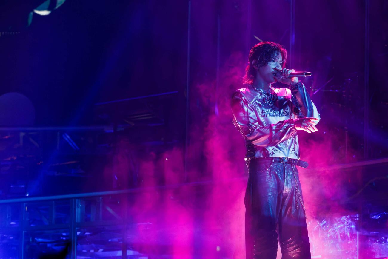 全国ライブツアー最終公演でパフォーマンスを披露するNumber＿iの神宮寺勇太（C）TOBE Co., Ltd.