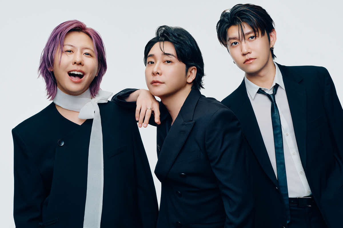 「オリコン年間ランキング2025」アーティスト別セールス部門デジタルランキング1位に輝いたMrs．GREEN APPLE。左から藤澤涼架、大森元貴、若井滉斗