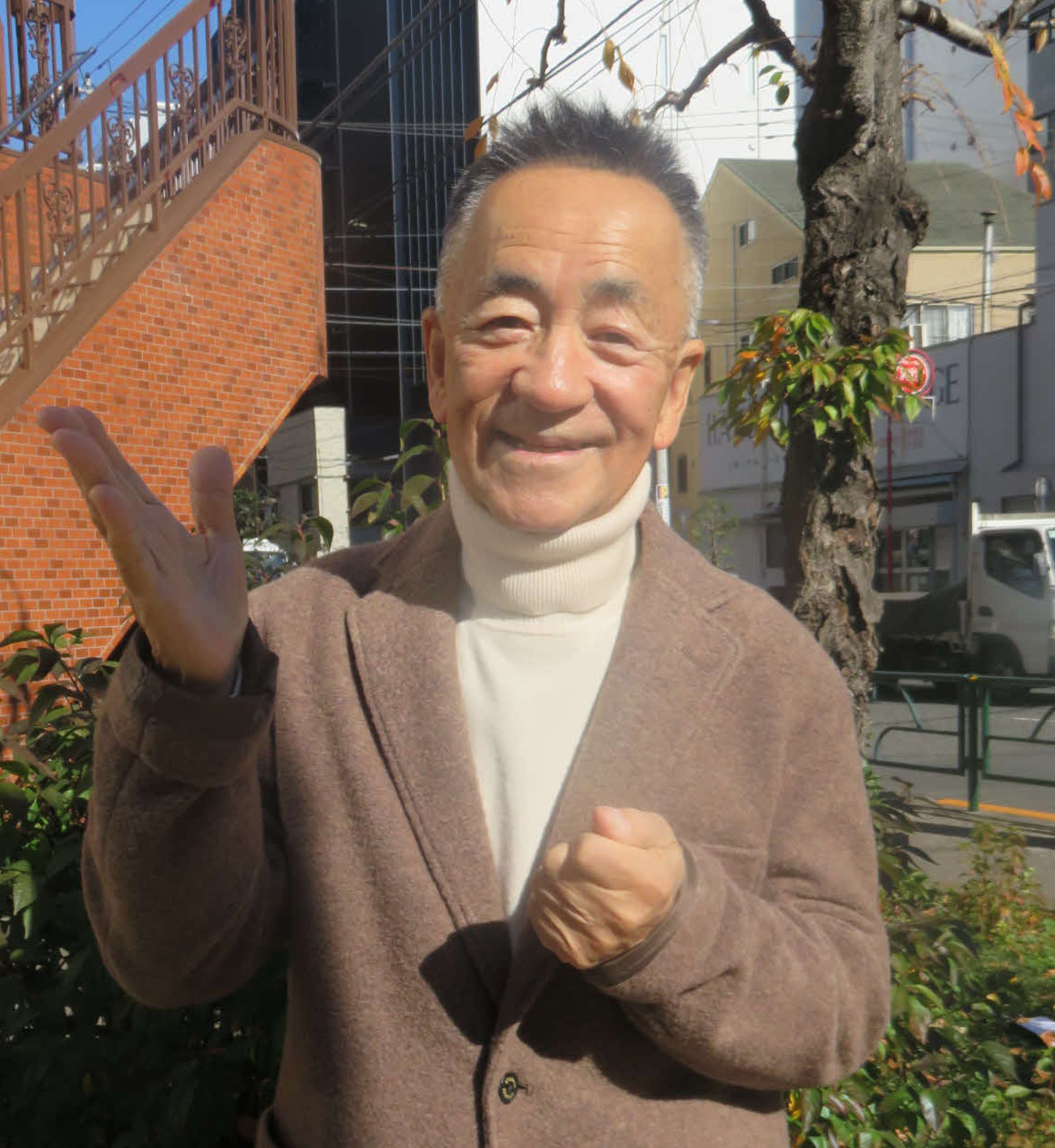 「長嶋さんはいつでも空の上から見てくれている」というせんだみつお