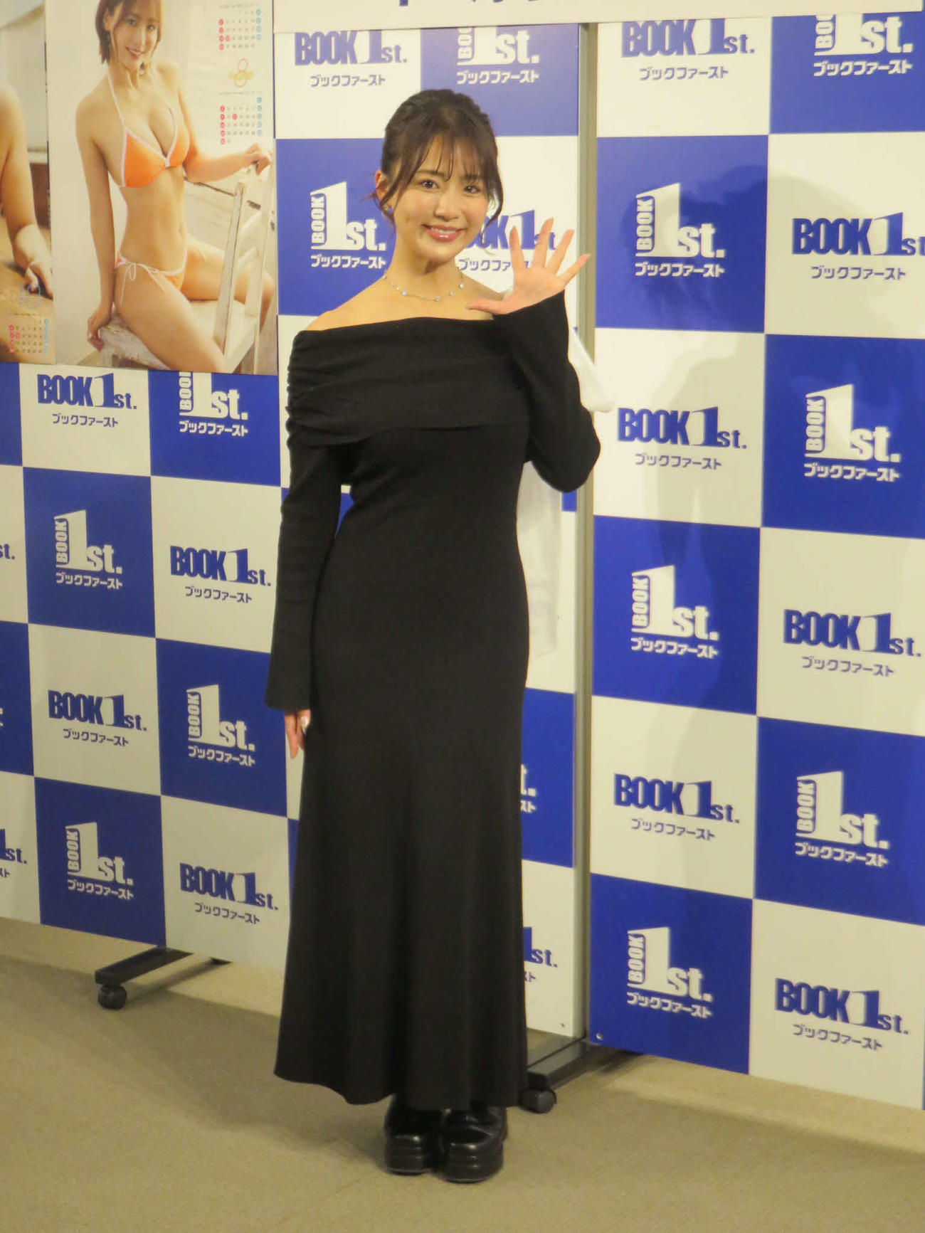「平嶋夏海2026年カレンダー」発売記念イベントを開いた平嶋夏海