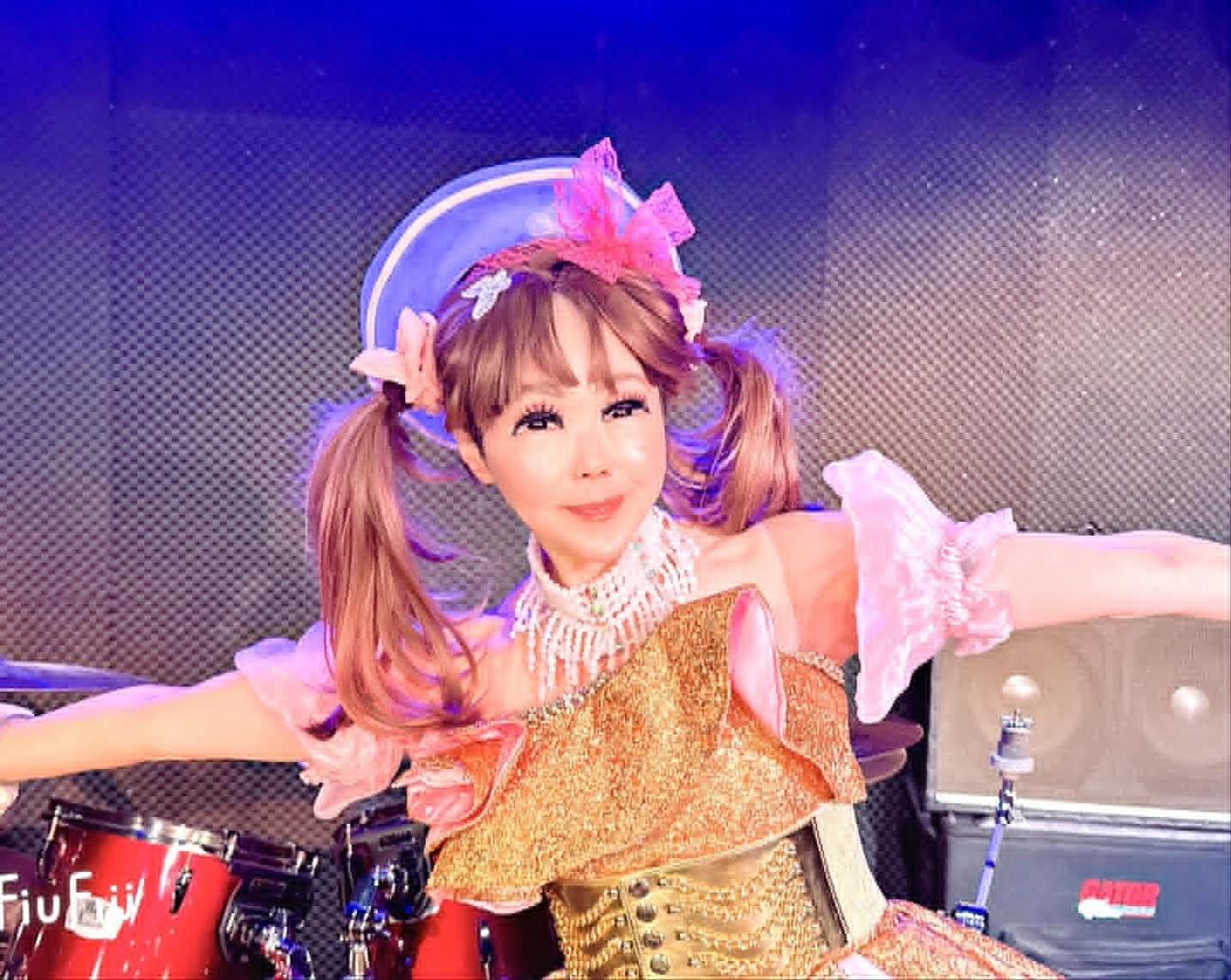 恵中瞳