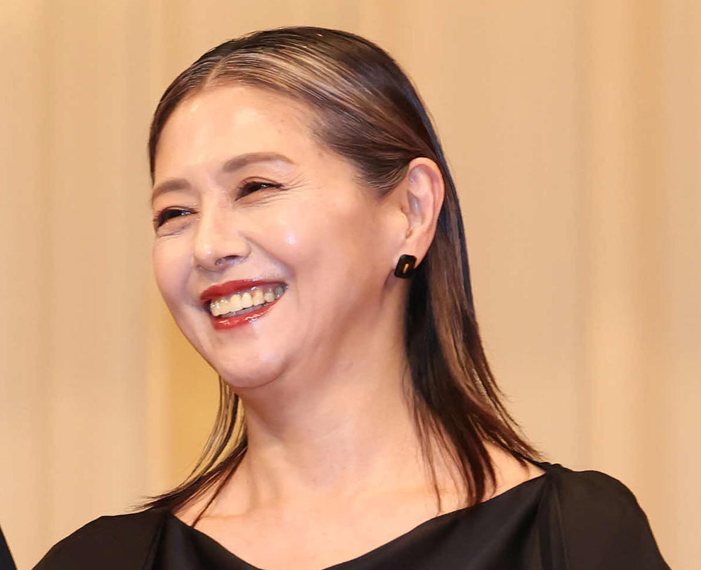小泉今日子（2025年2月撮影）