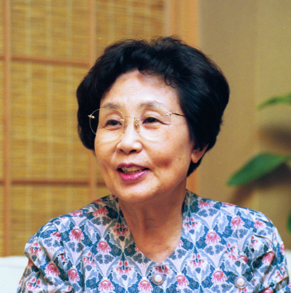 海老名香葉子さん（2002年撮影）