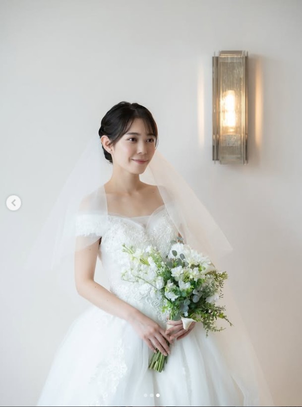 緋那子のインスタグラムから佐々木淳平との結婚を写真付きで報告した緋那子のインスタグラム（緋那子のインスタグラムから）