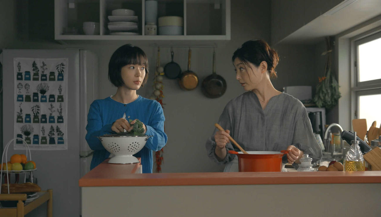 NHK BSの連続ドラマ「京都人の密かな愉しみ　Rouge　継承」の場面写真