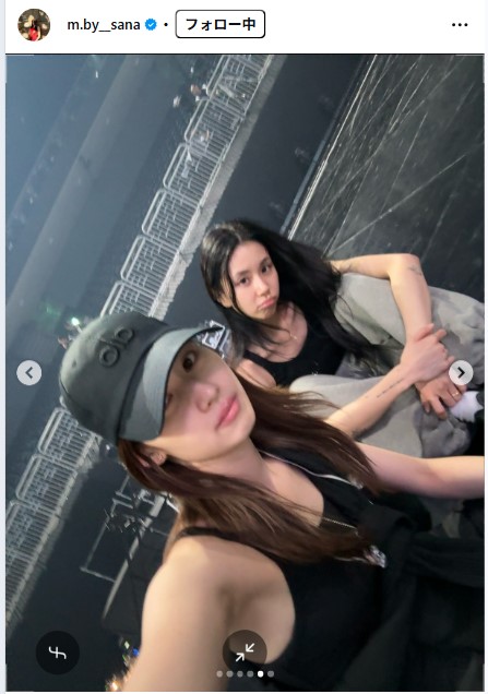 TWICEサナ「女神降臨」ブラトップ＆レギンス「世界で最も美しい