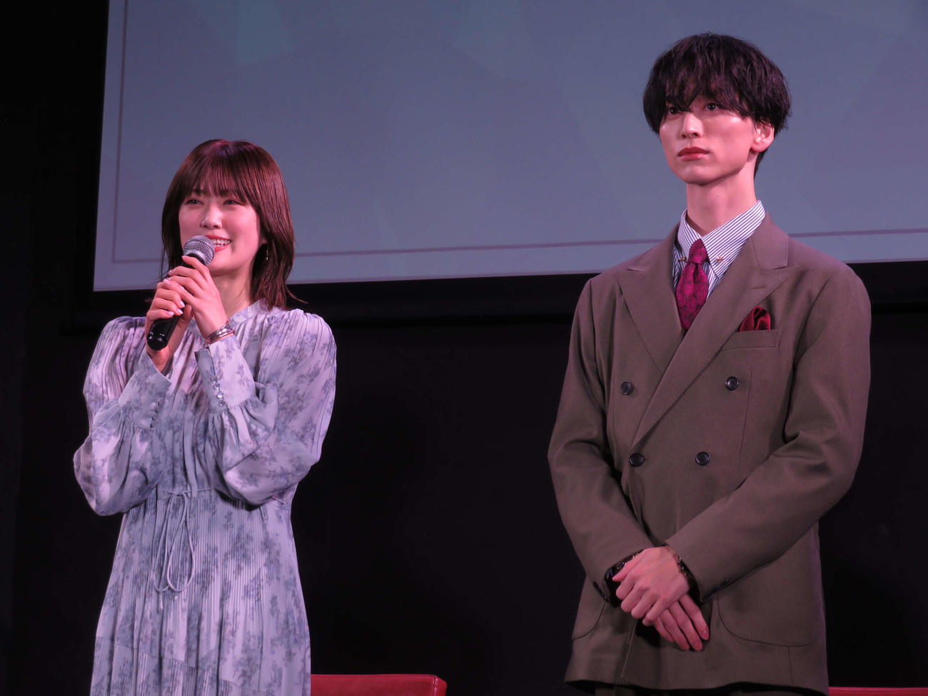 MBS系「本命じゃなきゃよかったのに」第1話先行上映＆トークイベントに出席した樋口日奈（左）と池田匡志