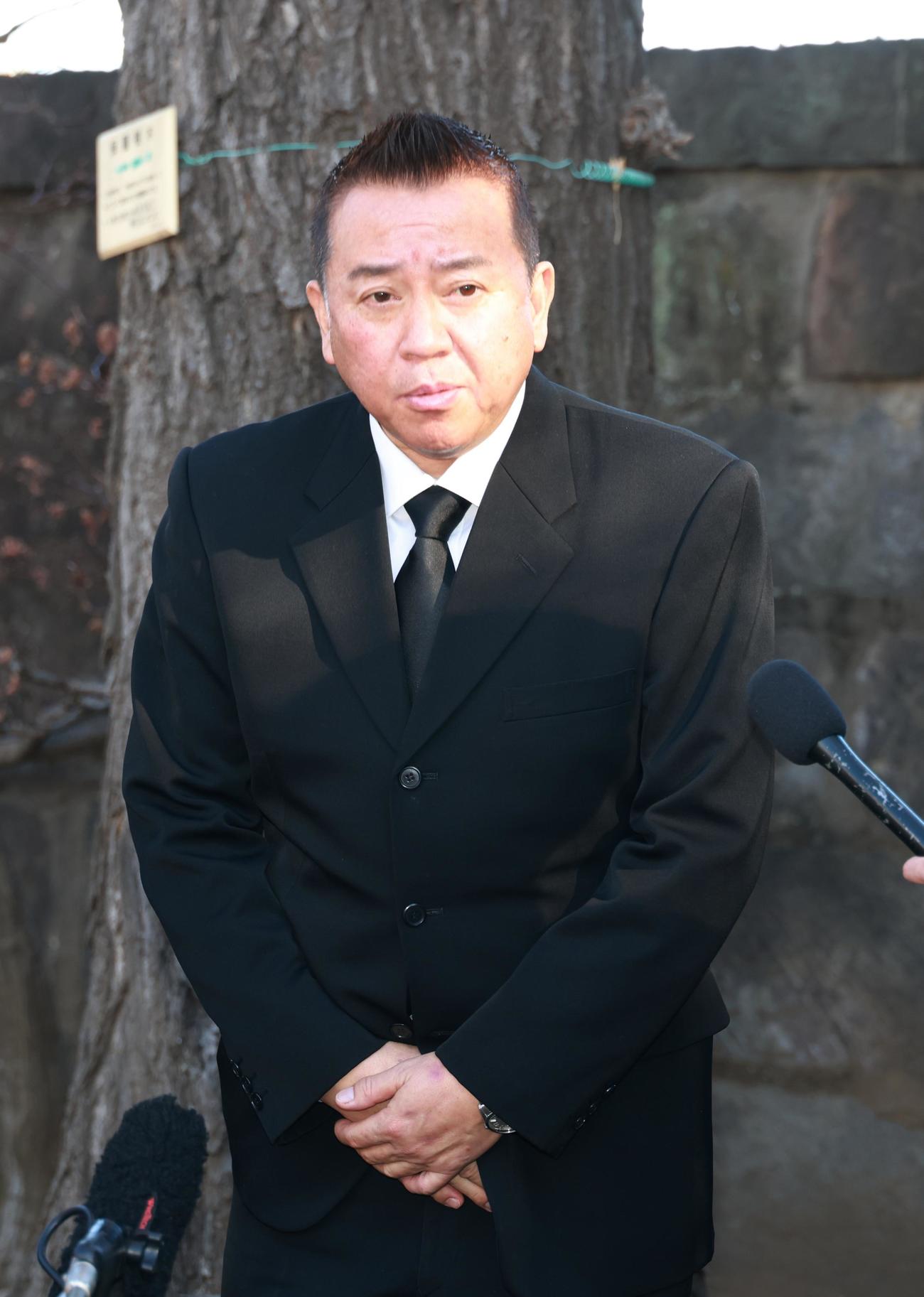海老名香葉子さんとの思い出を語る林家たい平（撮影・中島郁夫）
