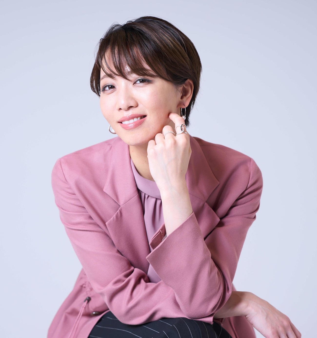 礼真琴主演予定のミュージカル「バーレスク」中止を発表 主催者「深くお詫び」詳細明らかにせず - 芸能写真ニュース : 日刊スポーツ