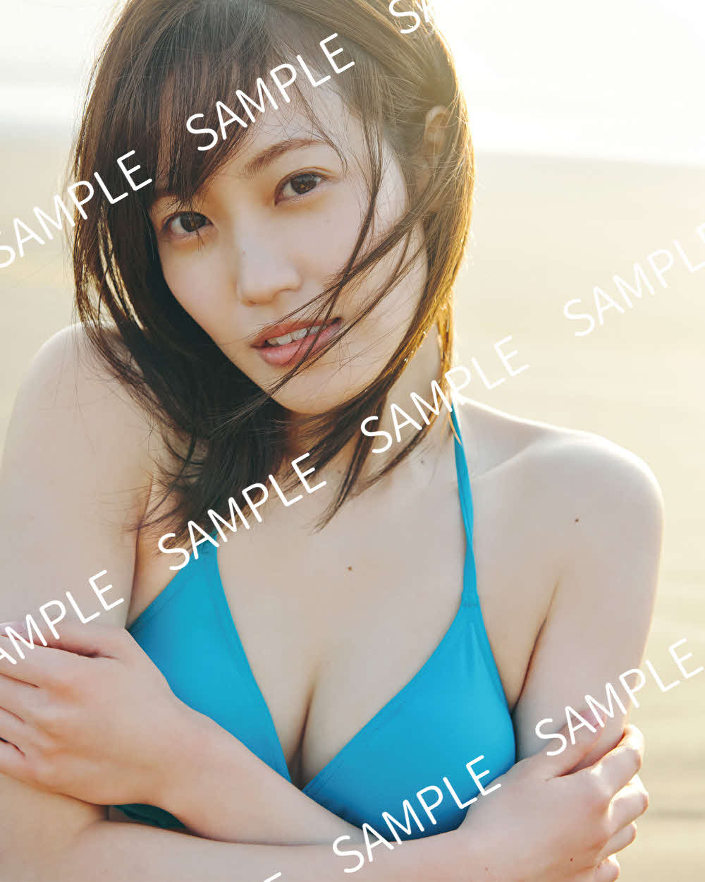 櫻坂46松田里奈ファースト写真集「まつりの時間」の封入特典＜2＞（撮影・北浦敦子）